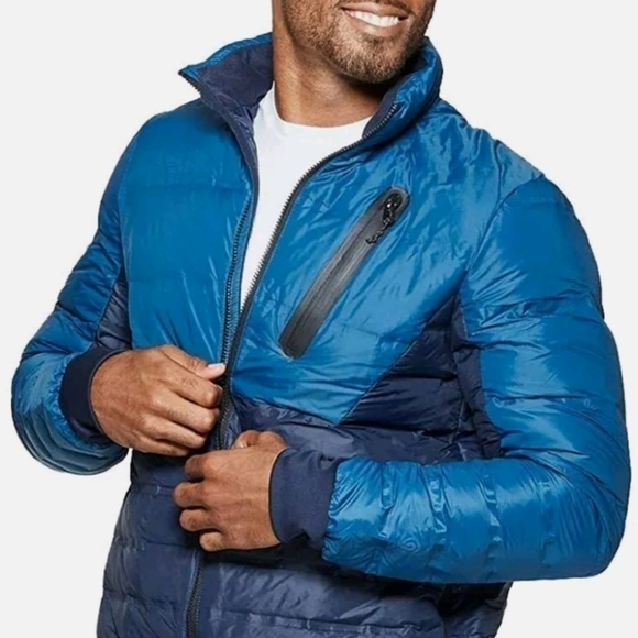 NEW! CHAMPION 9 Lightweight Puffer Jacket/Coat Small. - Picture 1 of 2